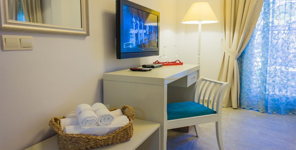 Blue Marin Hotel بيتيس المظهر الخارجي الصورة